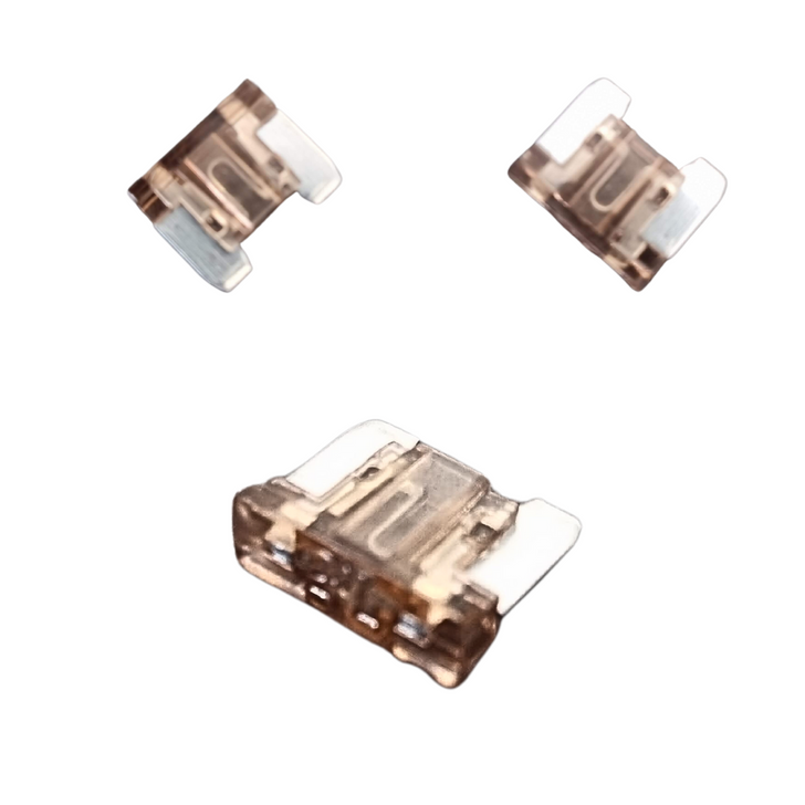 Carclips 7.5A Micro Automotive Blade Fuse 
Micro size blade fuse - Brown.
