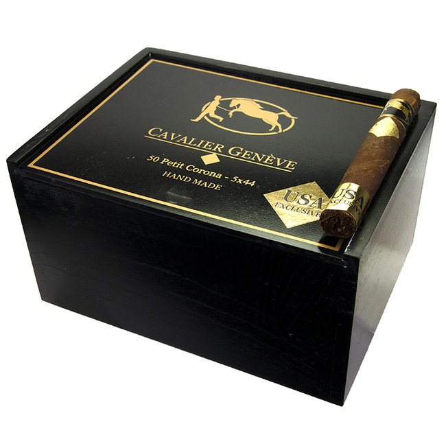 Cavalier Genève Black Series Petit Corona (5x44 / Box 50)