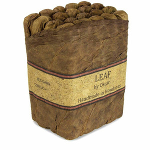 Leaf by Oscar Corojo Toro (6x52 / 10 Pack) Leaf by Oscar Corojo Toro (6x52 / 10 Pack)