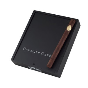 Cavalier Genève Black Series II Lancero (7x38 / Box 20) Cavalier Genève Black Series II Lancero (7x38 / Box 20)