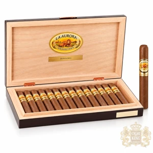 La Aurora Hors d’Age Toro (5.75x54 / Box 15)