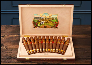 Oliva Serie V 135th Anniversary Edicion Limitada (5.5x54 / Box 12) Oliva Serie V 135th Anniversary Edicion Limitada (5.5x54 / Box 12)