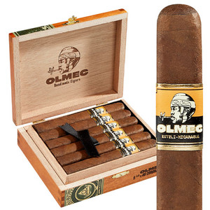 Olmec Claro by Foundation Doble Corona (7x54 / Box 12)