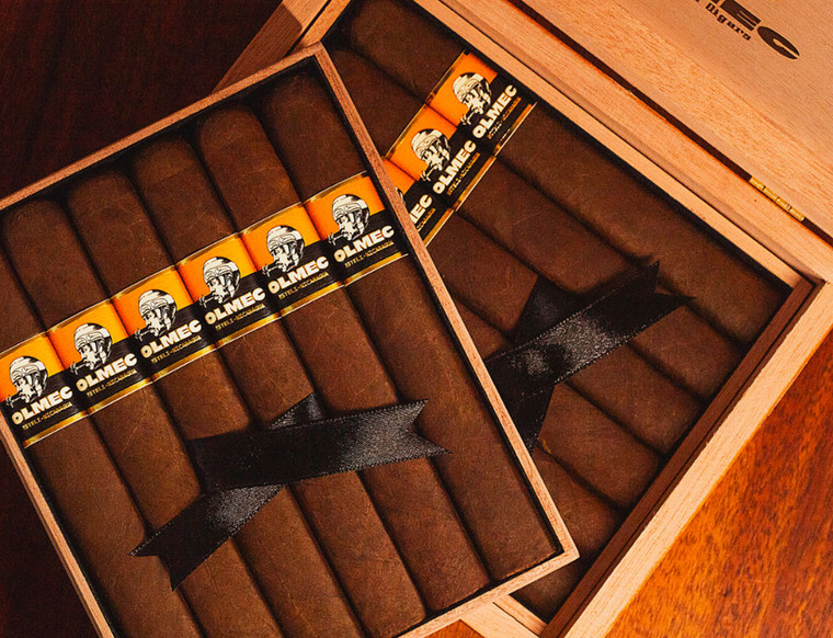Olmec Claro by Foundation Robusto (5x50 / Box 12) + FREE SHIPPING ON YOUR ENTIRE ORDER!