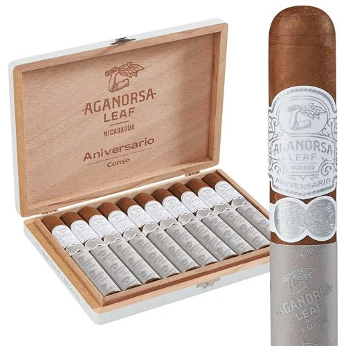 Aganorsa Leaf Aniversario Corojo Toro (6x52 / Box 10) + Flash Sale!