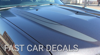 hood of 2016 2017 2018 Chevy Silverado Hood Decals LATERAL SPIKES