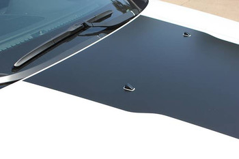 close up of 2019 Jeep Cherokee Hood Decals T-HAWK HOOD 2014-2024