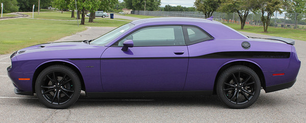 profile of 2017 Dodge Challenger Body Decals ROADLINE 2008-2024