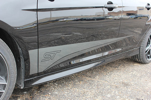 door view of BEST! Ford Focus Stripe Kit BLADE 2015 2016 2017 2018