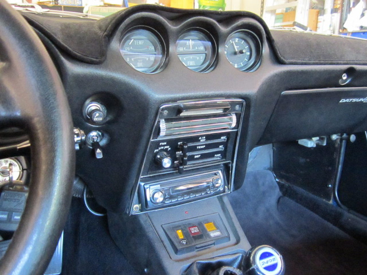 260z dash