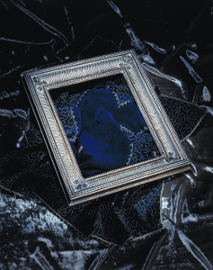 FM 423 - Venetian Gold Metal Leaf, 2 7/8" Width X  1 3/4" Hight

The Frame in this Image is 12"  x  16" (Art Size)