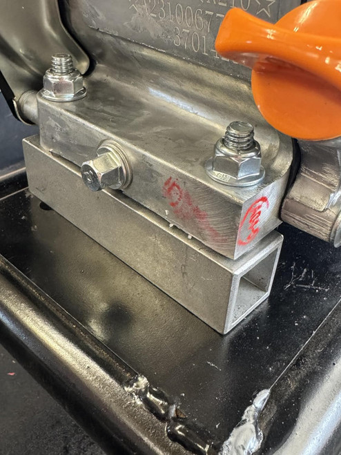 Predator 212 Aluminum Engine Riser. 1 Inch