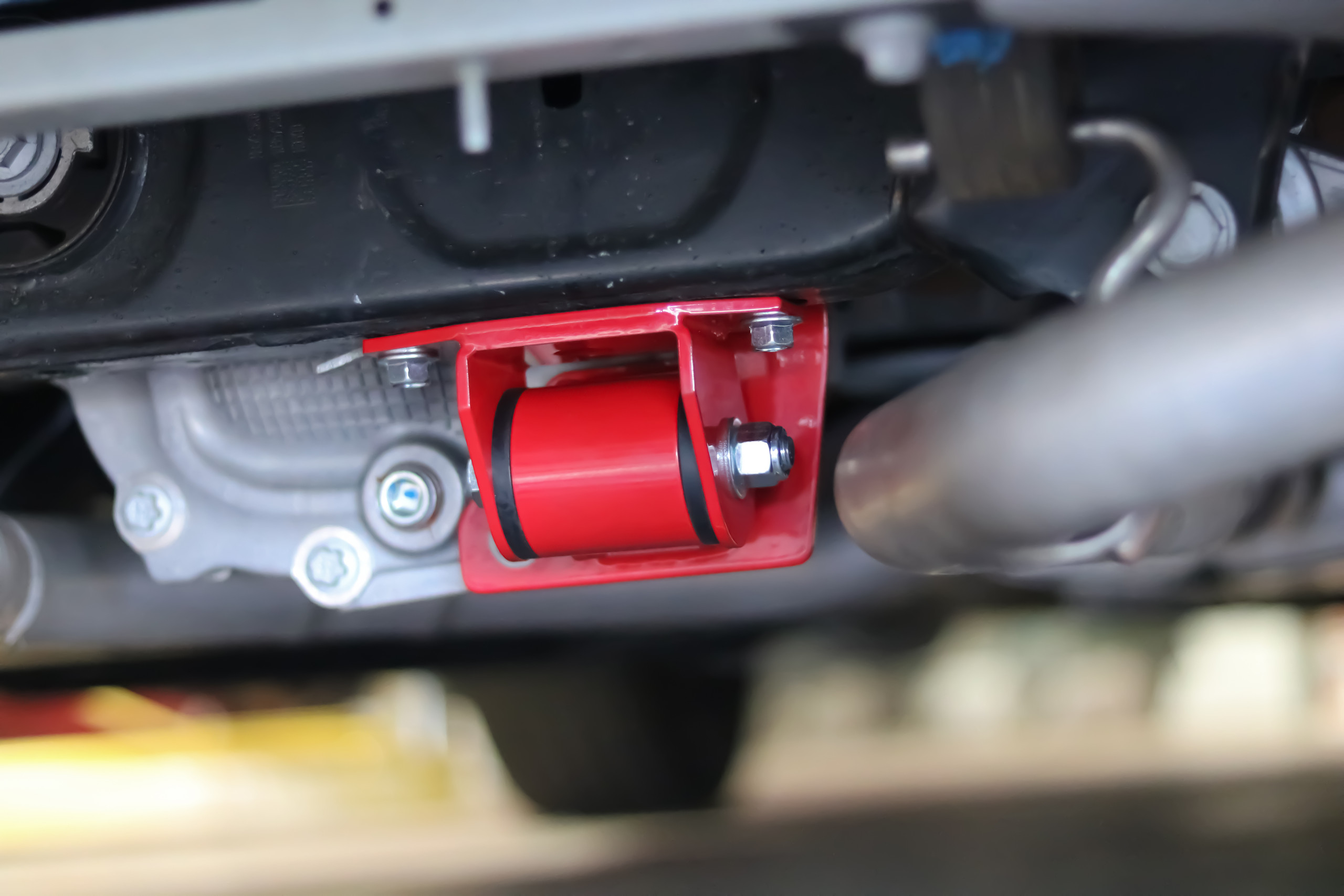 AWR Racing Support Mount for Ford Explorer ST and Police Interceptors ...