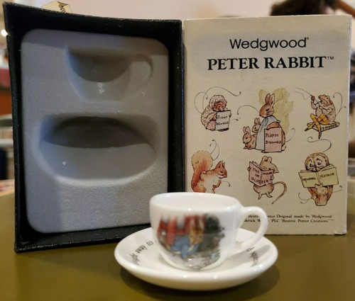 Wedgwood PETER RABBIT / Beatrix Potter / Miniature Cup & Saucer RARE 1983