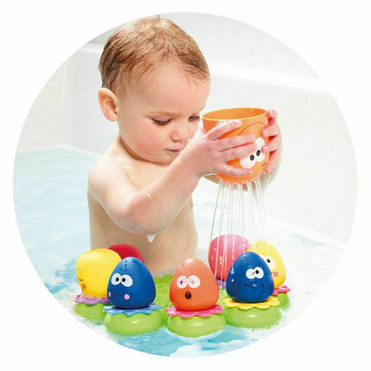 Tomy Bath Playset Octopals Aquafun Toy With Water Squirting Bathtime/Funtime Toy