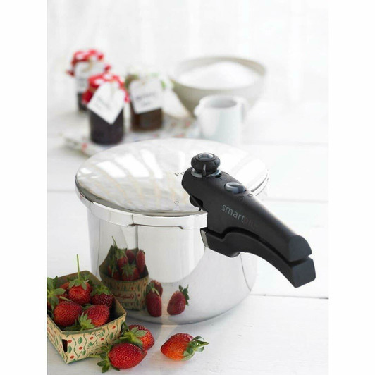 Prestige Smartplus Stainless Steel Cooker 6L 2 Pressure Settings Dishwasher Safe