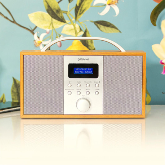 Groov-e GVDR08WD Boston Wooden Stereo DAB/FM Digital Radio with Bluetooth