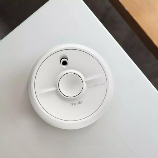 FireAngel SB1-R Smoke Alarm withReplaceable Battery and Test/Silence Button