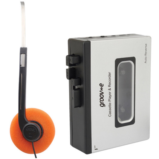 Groov-e GVPS530SR Retro Series Personal Cassette Player Recorder - Silver