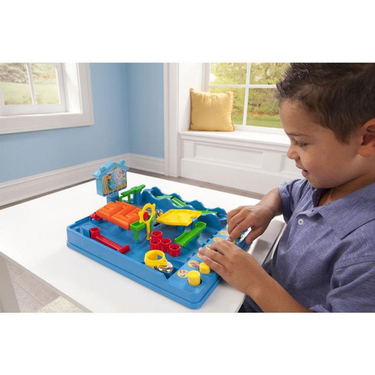 Tomy T7070 Screwball Scramble Game