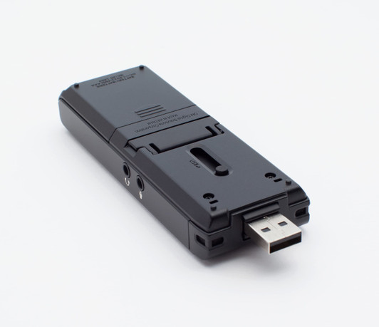 Olympus WS883 Digital Voice Recorder 8GB with Built-in USB plus Micro SD Slot