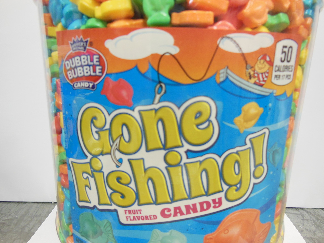 Gone Fishing Candy - Coated Fish Shaped Candy 1 Lb Concord