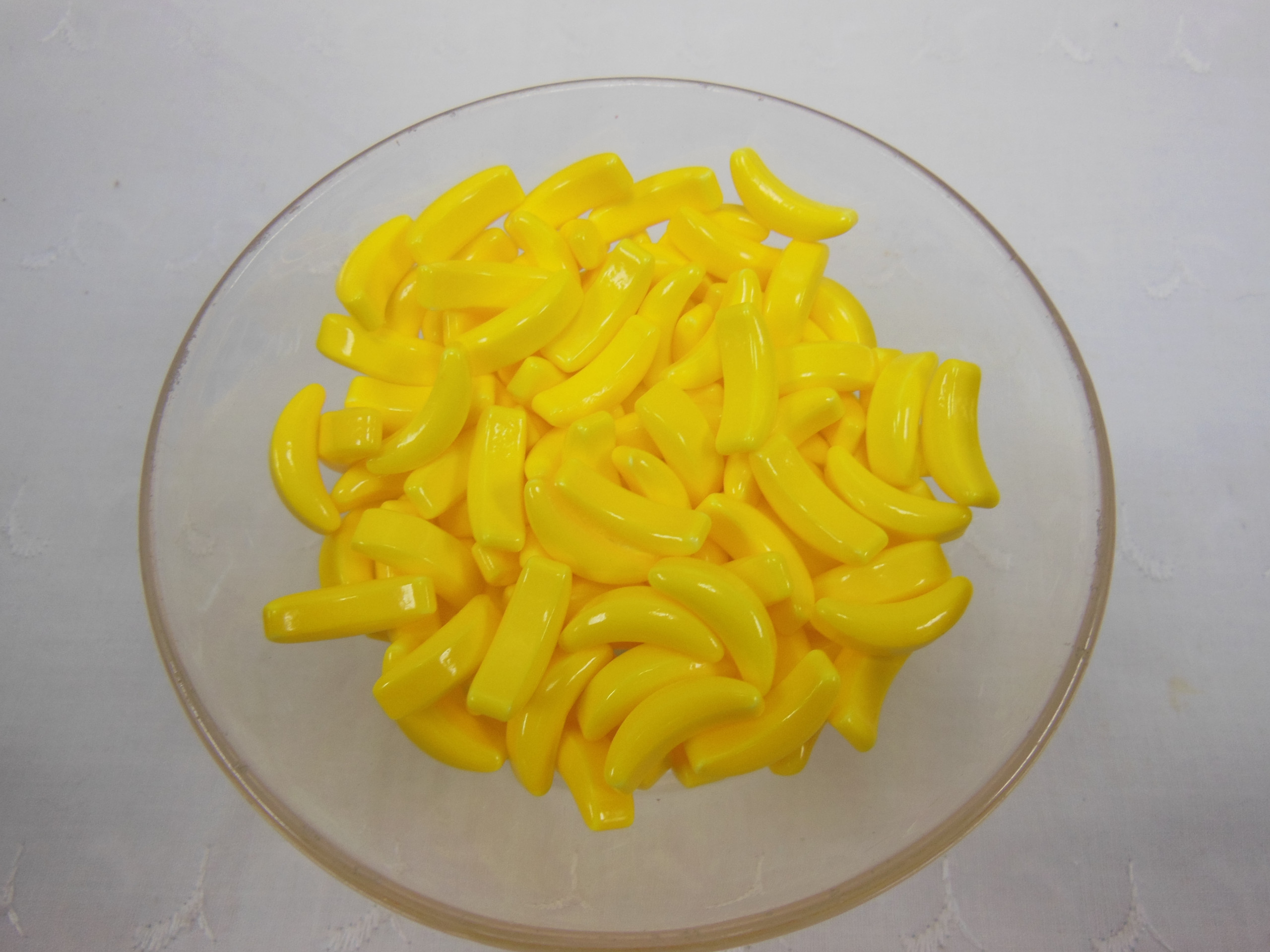 Bananarama Candy Coated Banana Shaped Candy 1 lb 453g Boyd's Retro