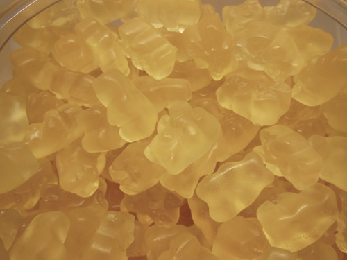 Pineapple Flavor Gummi Bears Albanese World's Best 1 LB (453g)