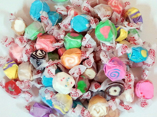 TaffyTown Salt Water Taffy Assorted 50+ flavors 1 pound (453 g) Made in USA