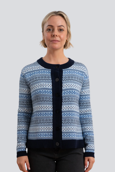 Maxted_Fairisle_Cardigan_Blue_lamisaru