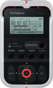 Roland R-07 - High-Resolution Audio Recorder, White