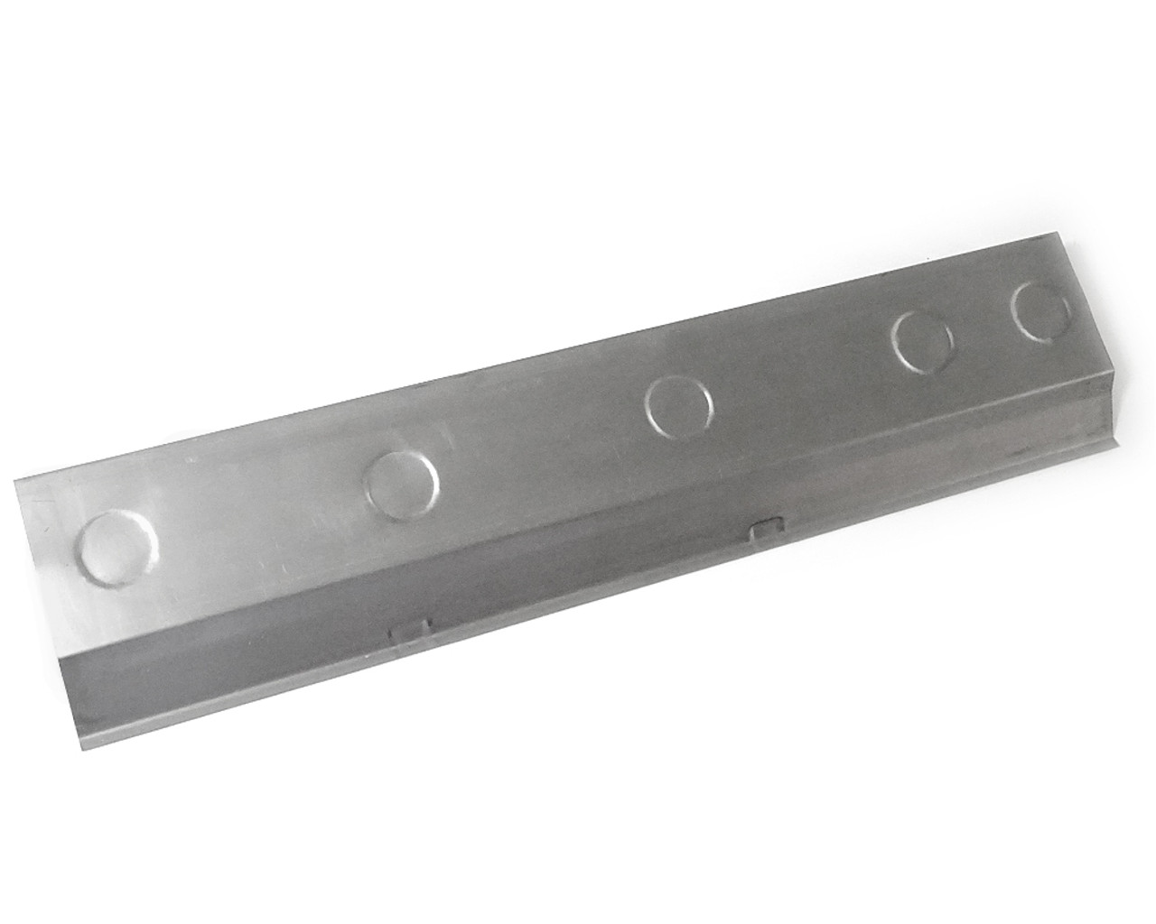 Passenger side (right) outer sill or rocker center section
FIAT 124 Spider, Spider 2000 and Pininfarina - 1966-1985
Auto Ricambi
RE9-446-R