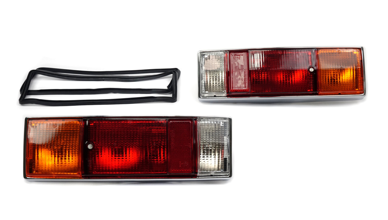 FIAT 124 Spider Tail Light Assemblies - 1970 & 1972 1/2-1978