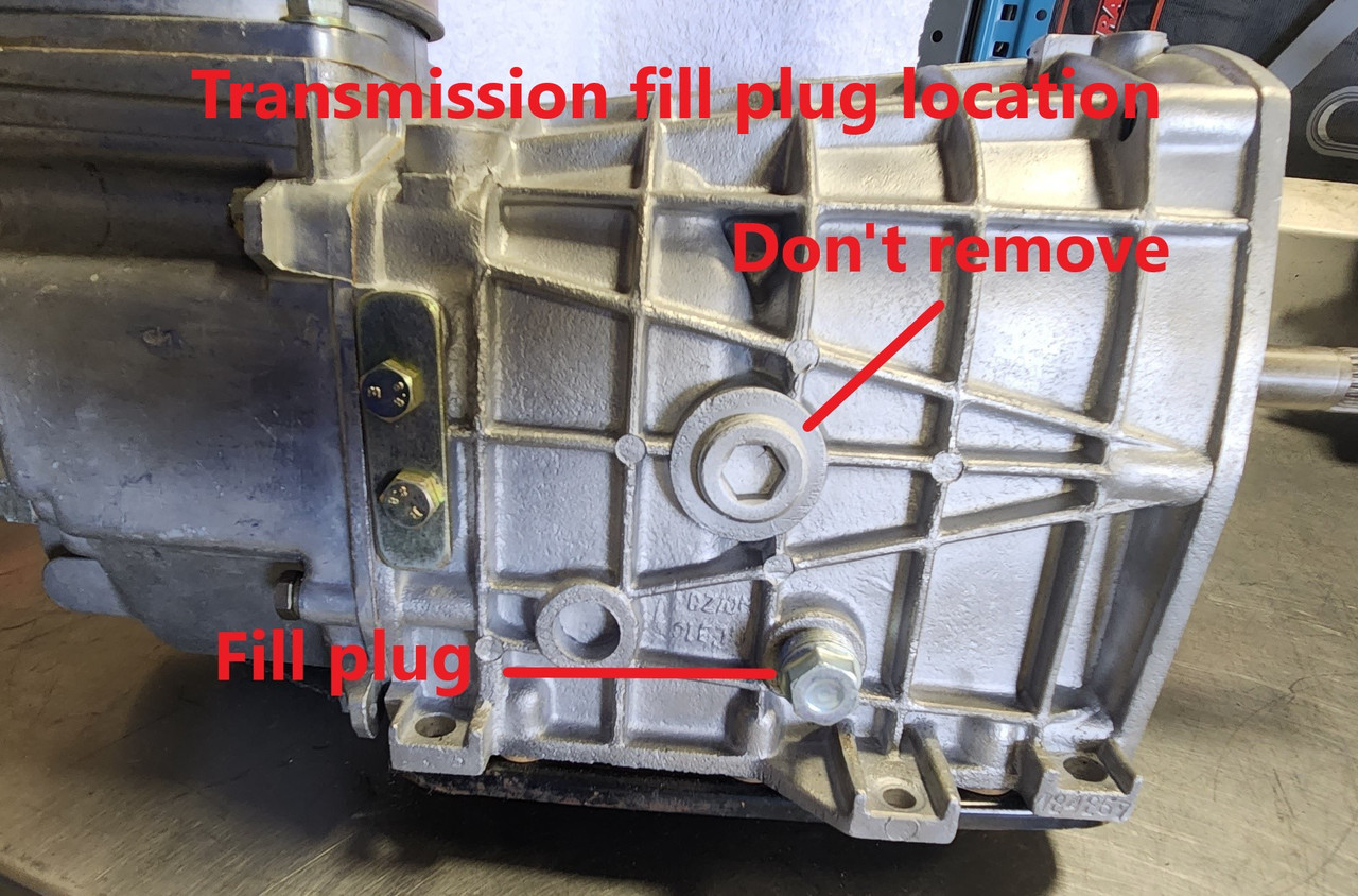 GL-4 transmission gear oil - Millers OilsFIAT 124 Spider, Spider 2000 and Pininfarina - 1966-1985FIAT 124 Sport Coupe - 1967-1975FIAT and Bertone X1/9 - 1974-1988 - Auto RicambiLU9-001