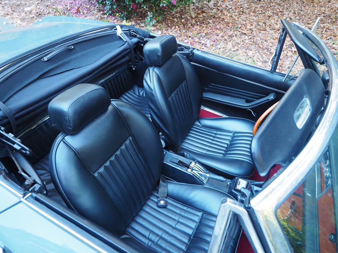 Black vinyl front and rear seat upholstery set FIAT 124 Spider - 1968-1978  -  Auto Ricambi, RI9-432