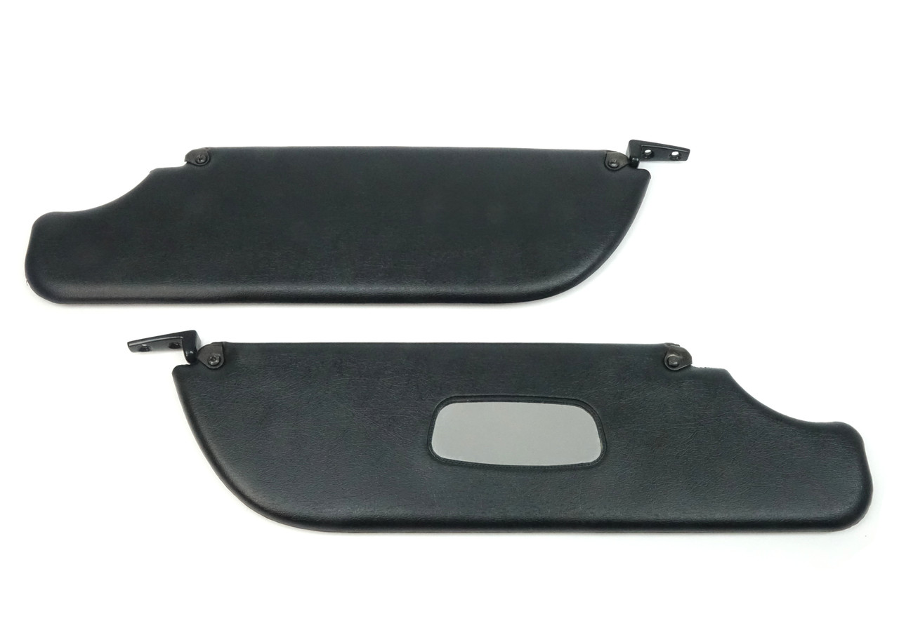 Italian made sunvisor pair (left & right)
FIAT 124 Spider - 1966-1978
Auto Ricambi 
RI2-469, 1903854, S-P 10024