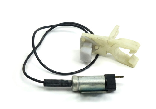 Automatic transmission gear selector identification fiber optic lamp assembly
Fiat 124, Spider 2000 and Pininfarina - 1979-1985 (with automatic transmission)
Also fits FIAT 124 Sedan, FIAT 124 Wagon and FIAT 131 (with automatic transmission)
Auto Ricambi
EL3-490, 4241409