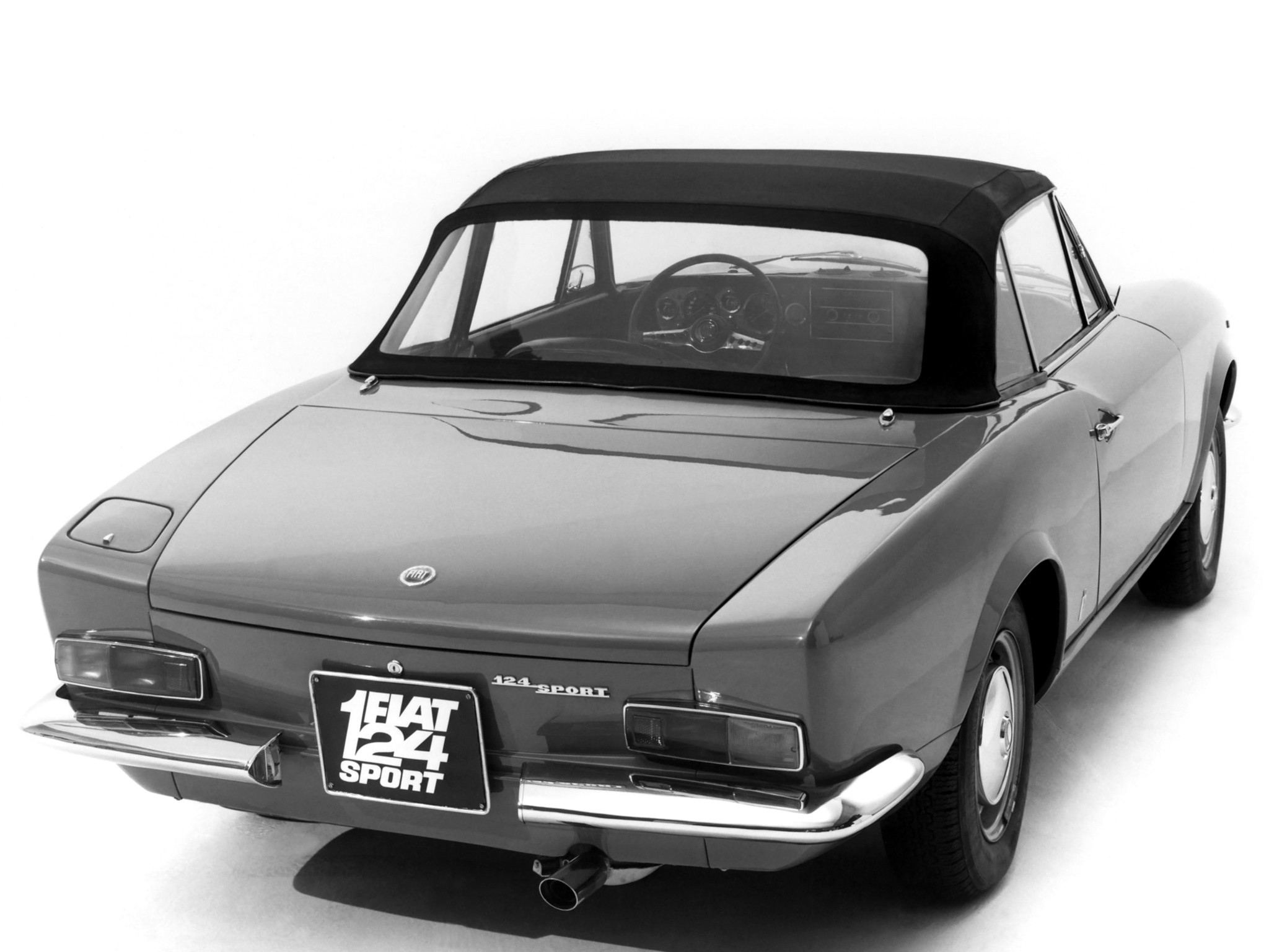 1966 FIAT 124 Spider 