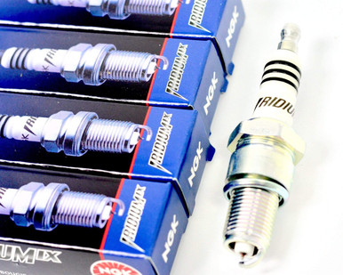 Set of 4 NGK Laser Iridium spark plugs Fits 2012-2019 FIATs with
