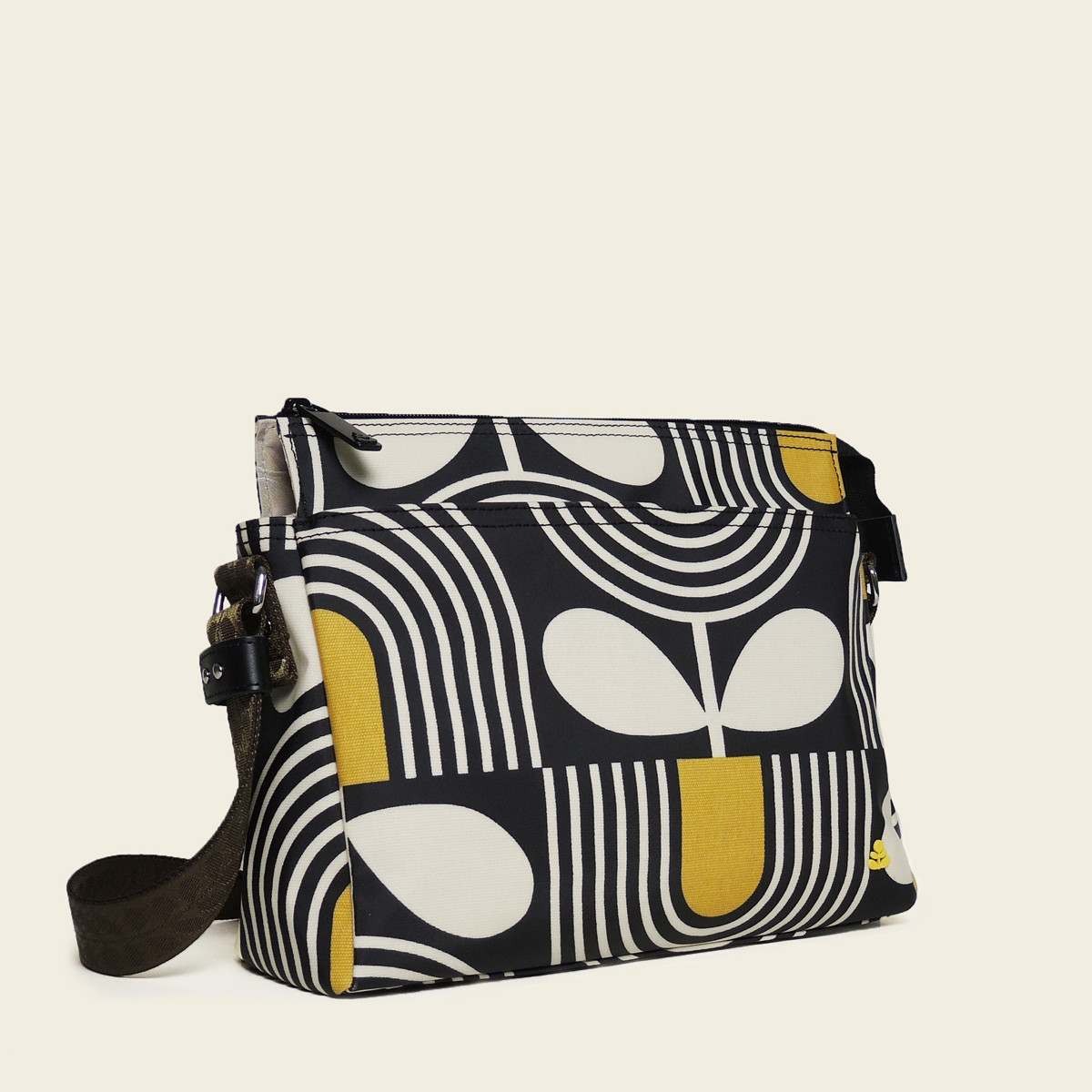 Orla Kiely Fielder Crossbody Giant Striped Tulip Noir Kilkenny Design