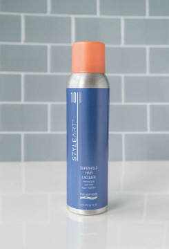 Natural Look StyleArt SuperHold Hair Lacquer 100g Natural Look StyleArt SuperHold Hair Lacquer 100g