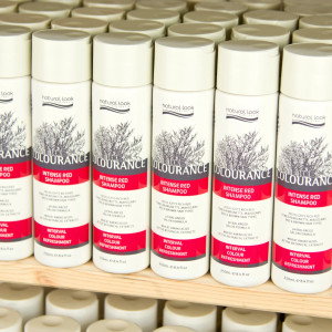 Natural Look Colourance Intense Red Shampoo 250ml