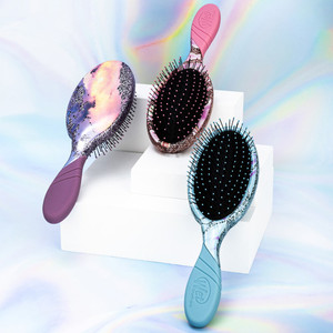 WetBrush Pro Cosmic Lava Detangler - Lava Teal