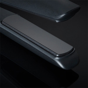 ghd Platinum+ Black Styler