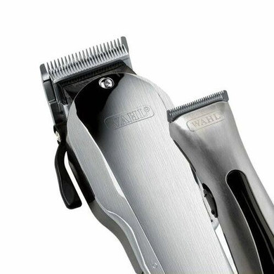 Wahl Chrome Taper 2000 & Silver Beret Combo Pack With Case