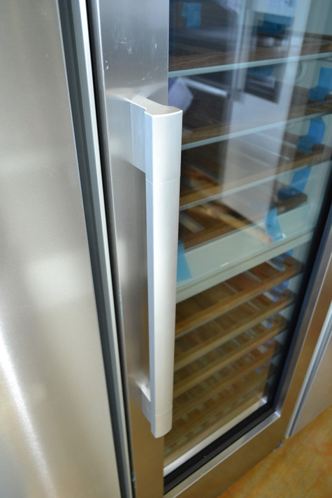 Clearance - KWT1603SF 24" MasterCool Stainless Pre-Finished Wine Storage, Right Hinge