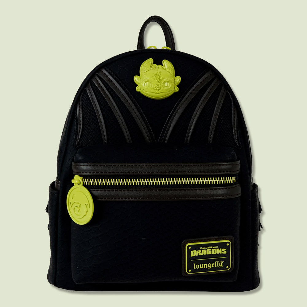 httyd mini backpack Loungefly How to Train Your Dragon Toothless Cosplay convention outings How To Train Your Dragon