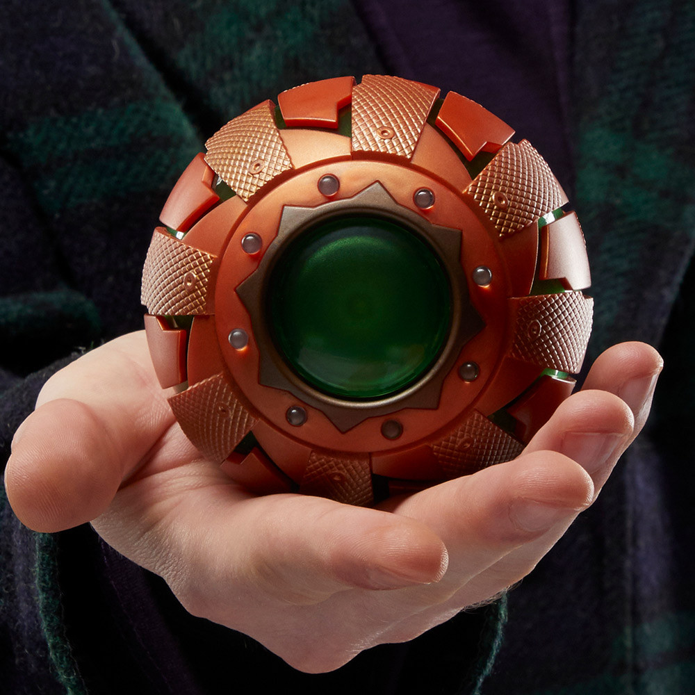 Marvel Legends Green Goblin Electronic Pumpkin | Menkind