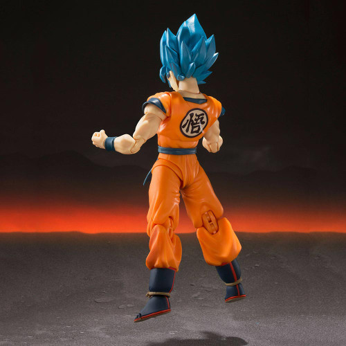 Dragonball Z Nations Super Saiyan Goku Figure