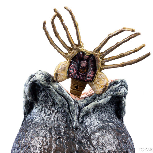 Alien Big Chap Ultimate 7" Figure
